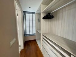 Lincoln Suites (D11), Condominium #529211091